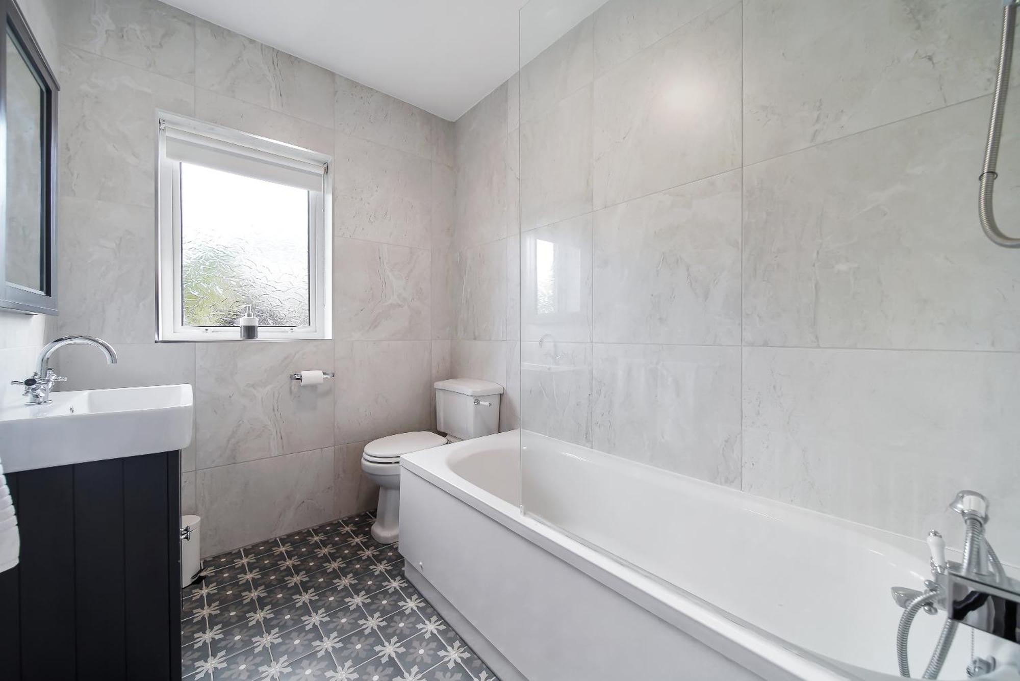 Edgewater Villa Donegal Town ภายนอก รูปภาพ